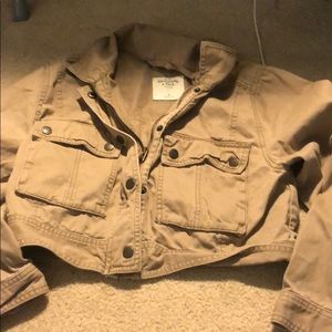 Cropped tan jacket